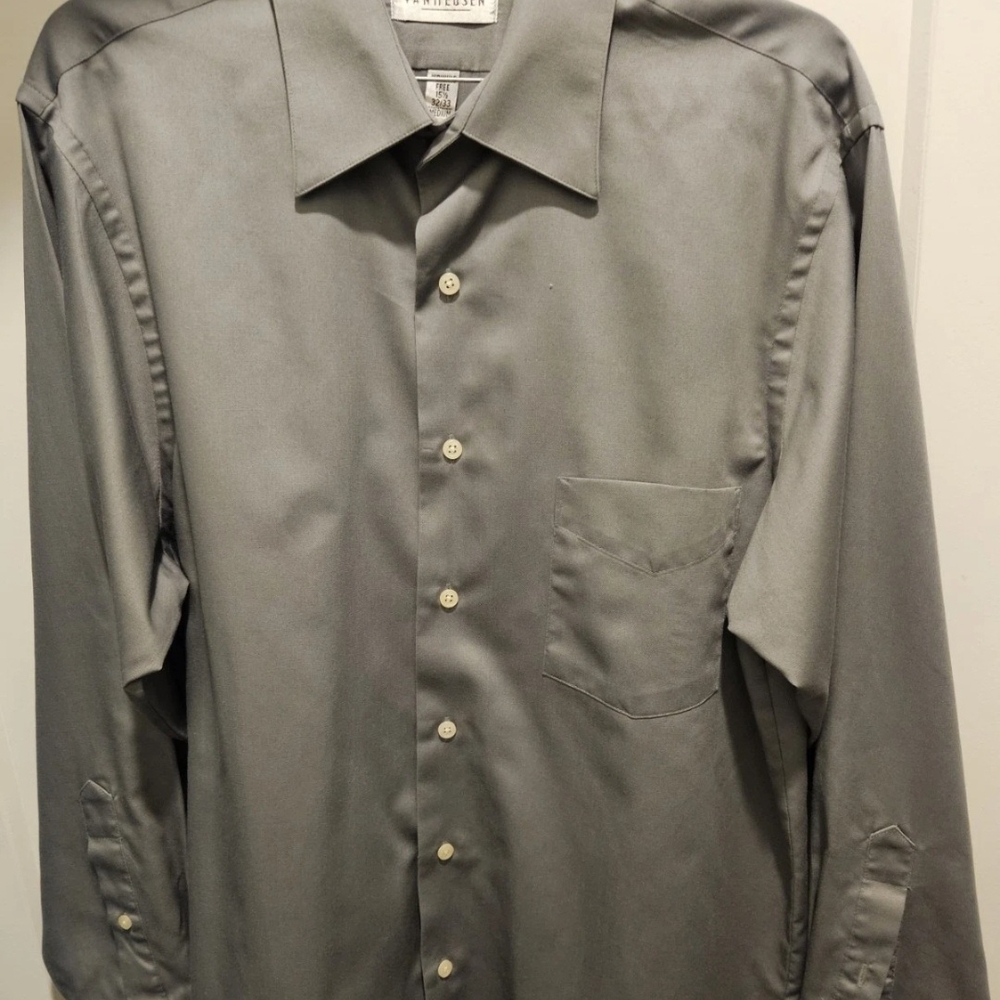 VANHEUSEN LUX SATEEN mens wrinkle-free dress shirt SIZE MEDIUM TAN LM7